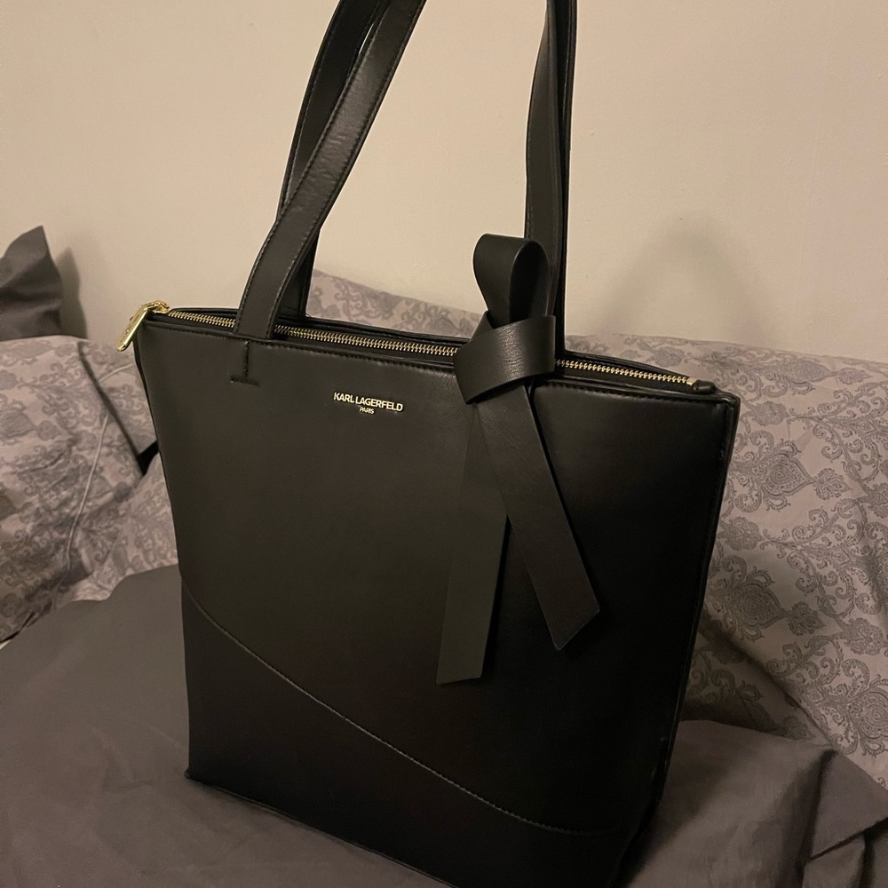 Karl Lagerfeld Paris Chantelle Tote in Black Vegan Leather